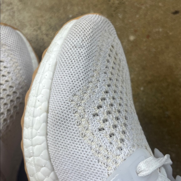 Adidas white ultraboost 1.0 with gum soles
Size: 7.5 - Picture 10 of 13